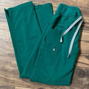 Figs Kade Cargo Scrub Pants